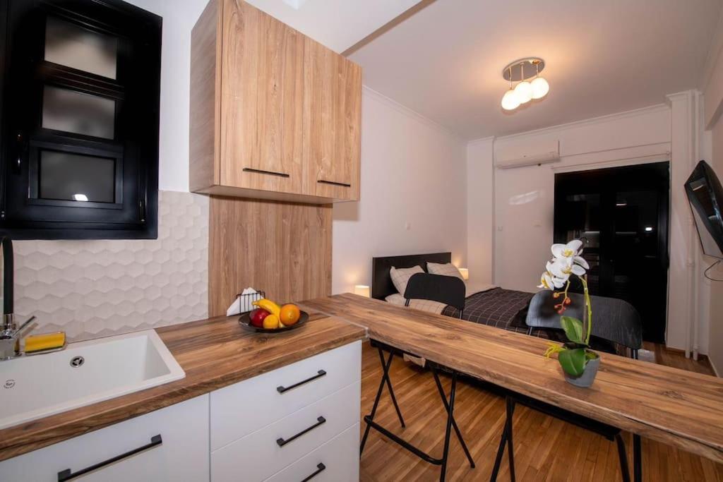 Апартаменты Athens Downtown Cozy Luxury Nest Экстерьер фото
