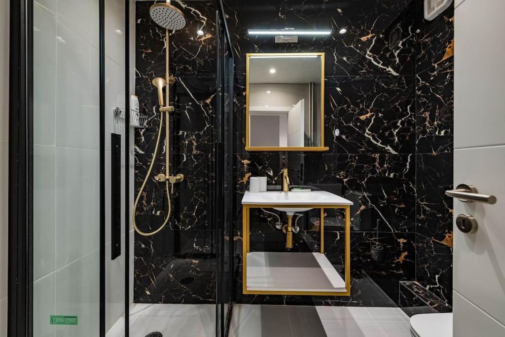 Апартаменты Athens Downtown Cozy Luxury Nest Экстерьер фото